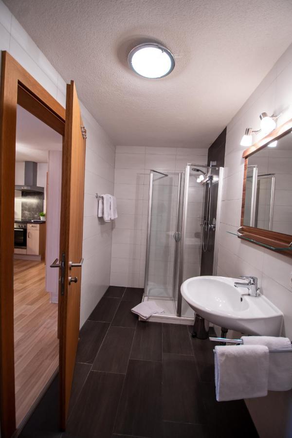 Haus Raggl Apartment Ландек Екстериор снимка
