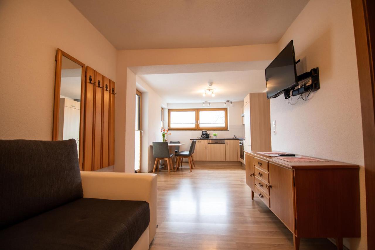 Haus Raggl Apartment Ландек Екстериор снимка